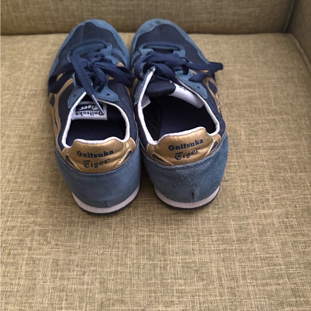 Onitsuka Tiger by Asics Navy and Gold Athletic Shoes rare size 10 - Picture 3 of 3